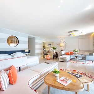 Loft suite
